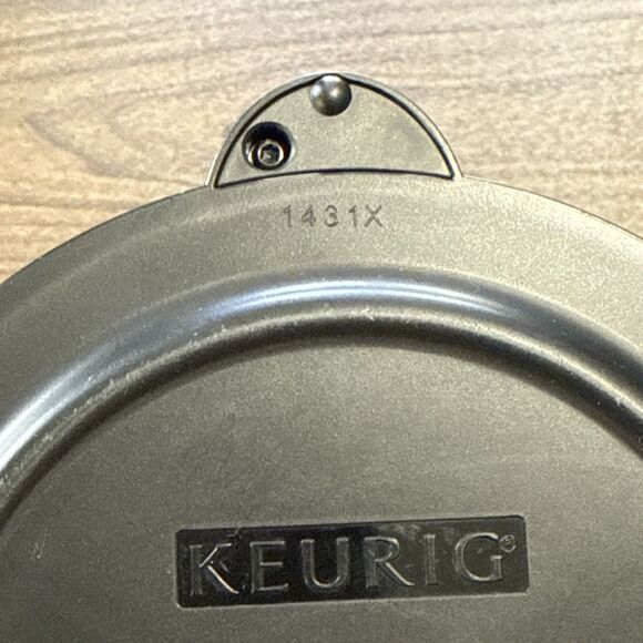 Keurig Hot 2.0 Thermal Carafe 32 oz Stainless Steel Black Lid Coffee Pot 1431X - Picture 8 of 9